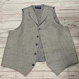 Paul Fredrick vest